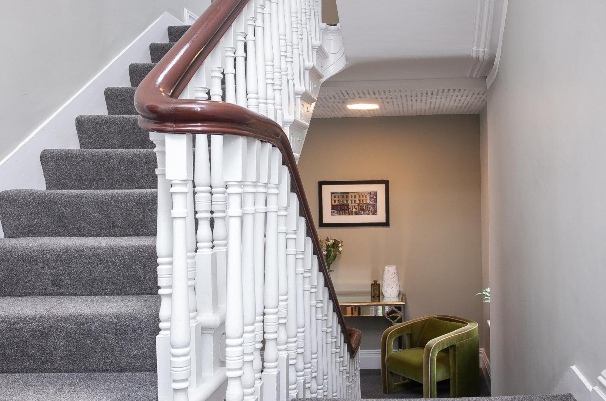 5 Star - The Ulsterville Residences - Free On-Site Parking ベルファスト エクステリア 写真