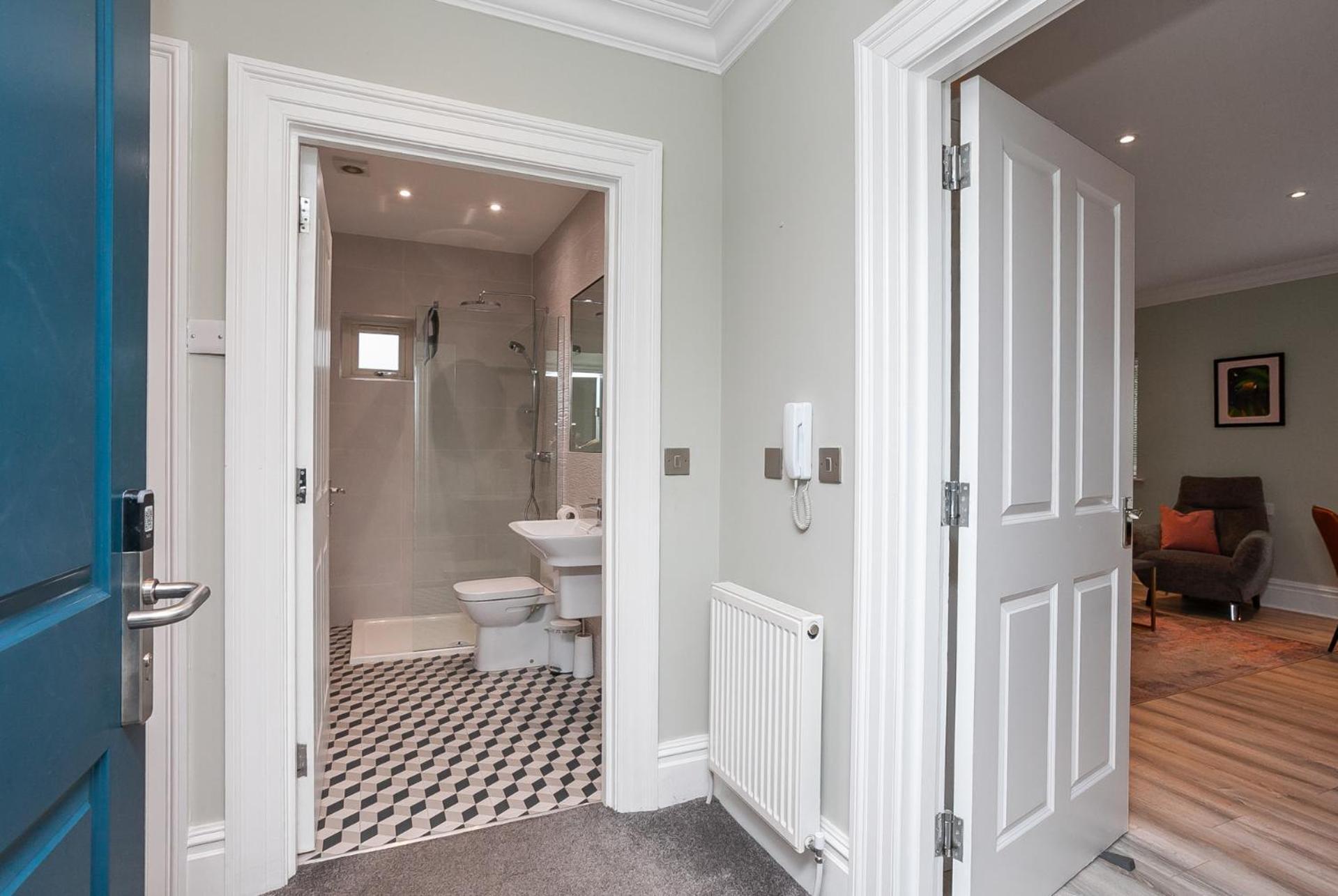 5 Star - The Ulsterville Residences - Free On-Site Parking ベルファスト エクステリア 写真