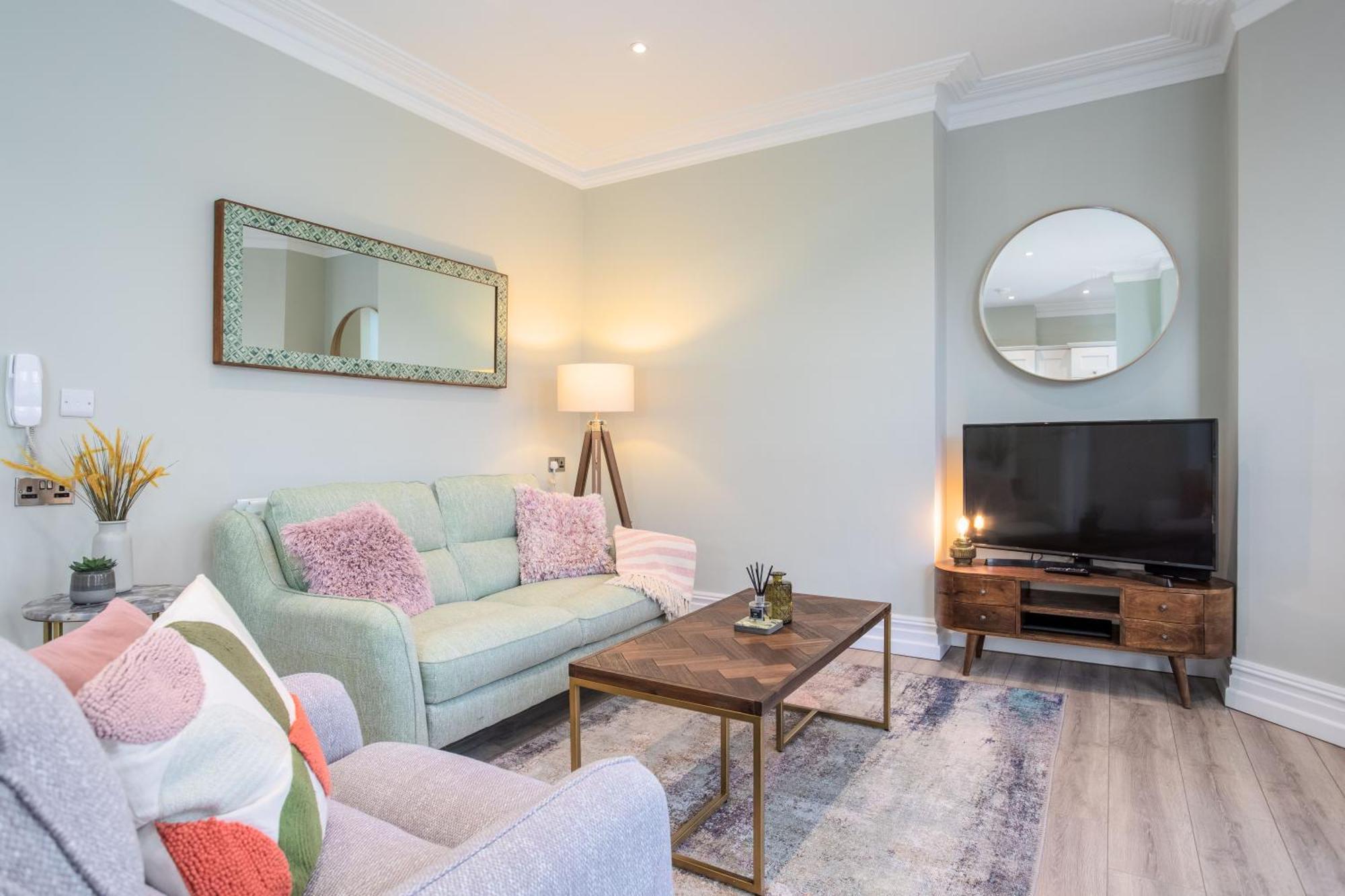 5 Star - The Ulsterville Residences - Free On-Site Parking ベルファスト エクステリア 写真