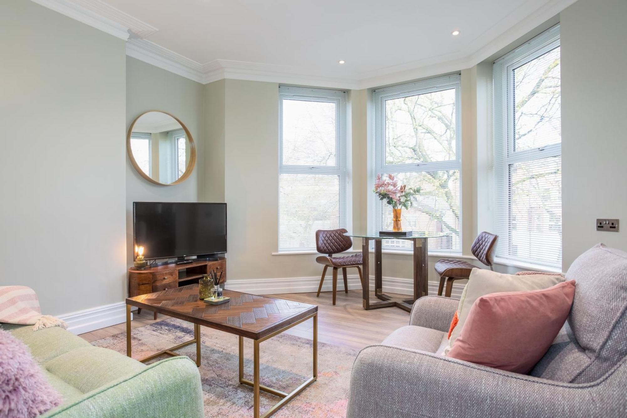 5 Star - The Ulsterville Residences - Free On-Site Parking ベルファスト エクステリア 写真